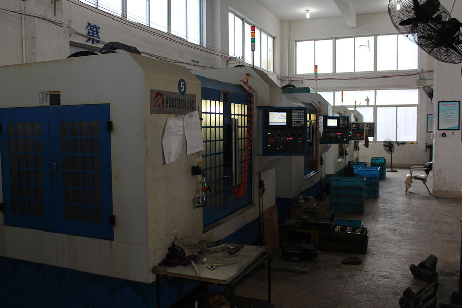 Wenzhou Zhenda Packing Machine Co., Ltd.